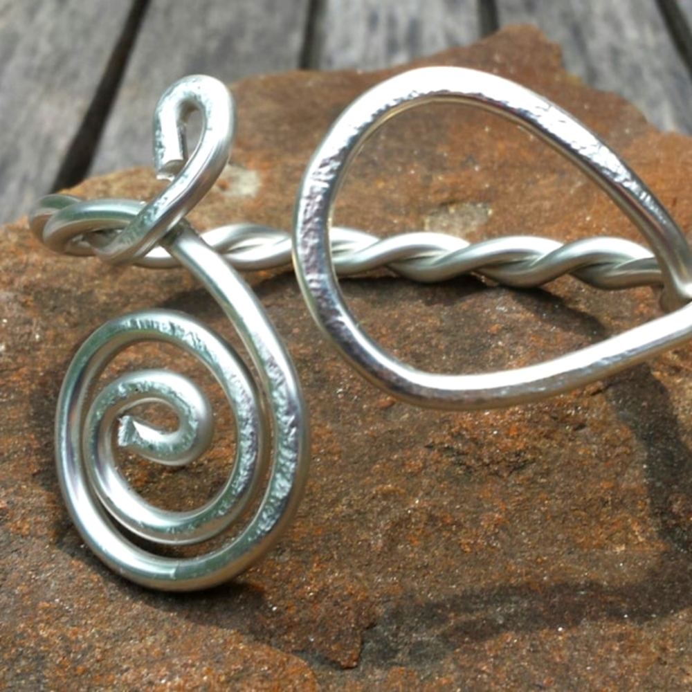 Silver Twist Bracelet